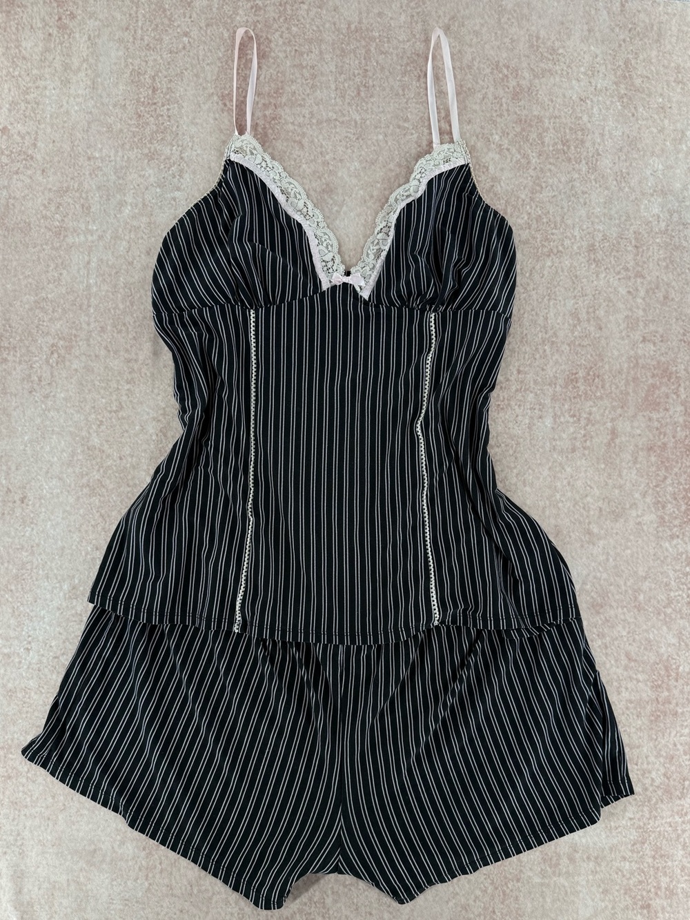 Studio Donatella Y2K Pinstripe Pajama Set L